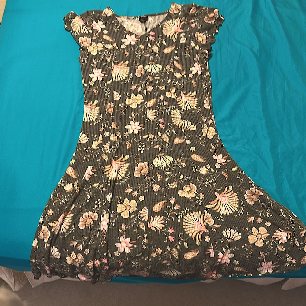 Art Class Floral Dress